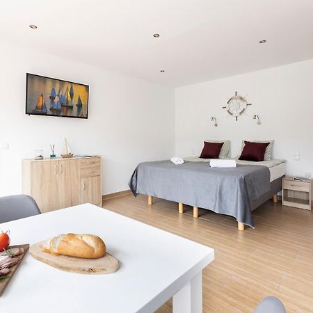 Galeon Apartamenty Mikołajki Екстериор снимка